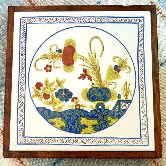 Vintage Semigres Italy Tile Trivet with Wood Frame – Floral Design - Picture 10 of 15